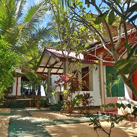 Bed and Breakfast Panorama Rock Cafe Тангалла Экстерьер фото