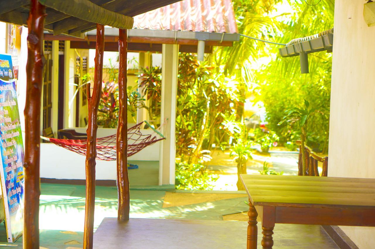 Bed and Breakfast Panorama Rock Cafe Тангалла Экстерьер фото
